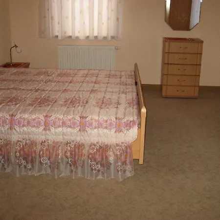 Ferienwohnung-mitreuter * Wildenau